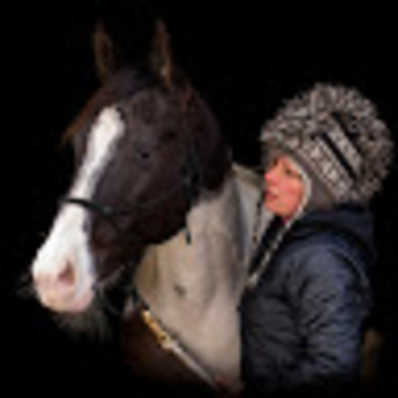 Meet your Posher, Stephanie - Picture 1 of 1